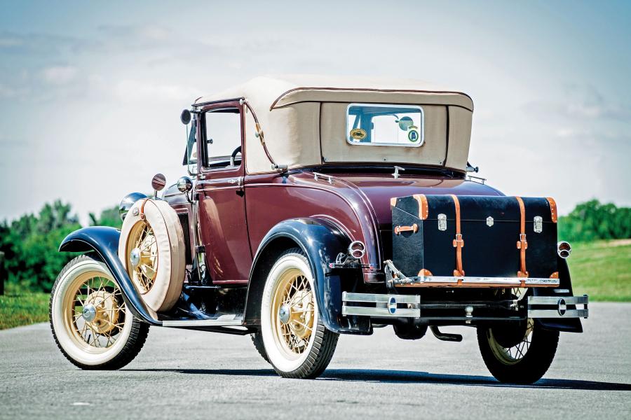  Ford Model A Sport Coupe 1930 года  (фото 6 из 8)